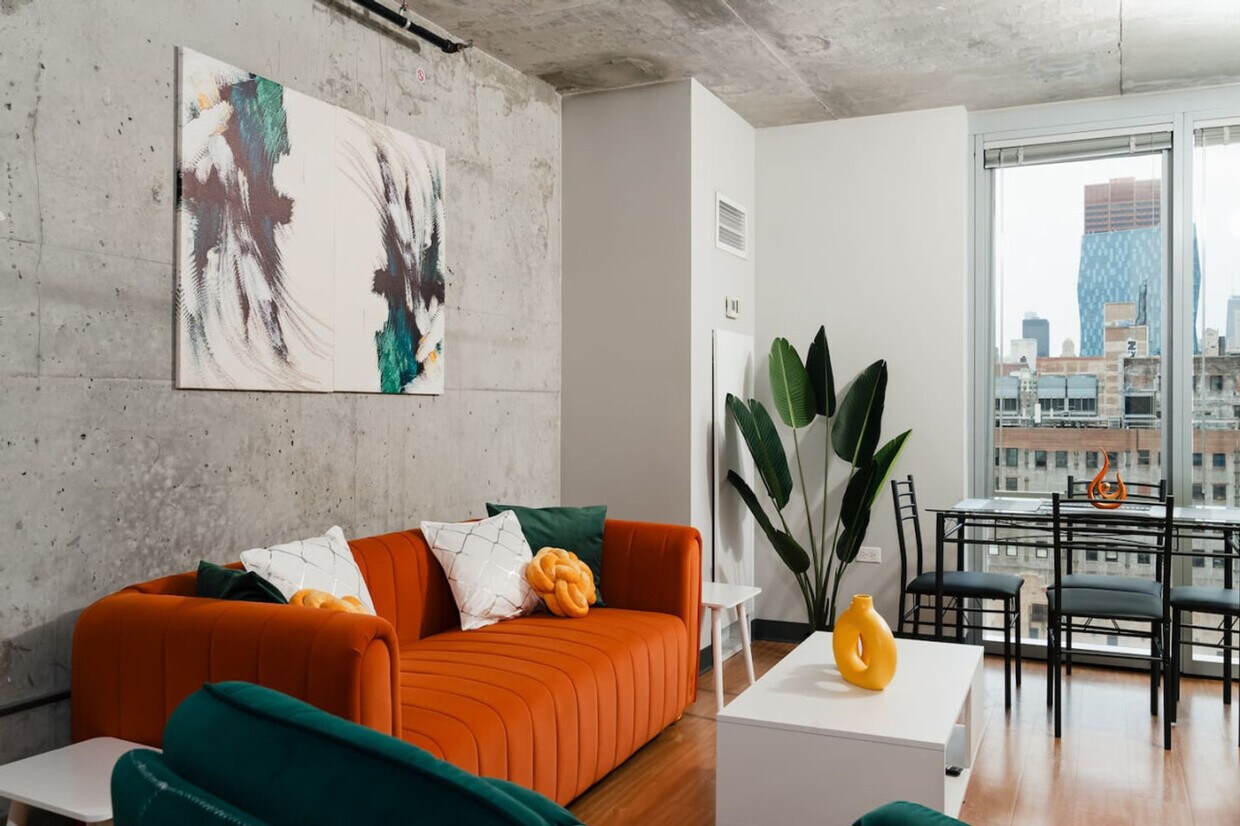 Foto principal - 829 S Wabash Ave