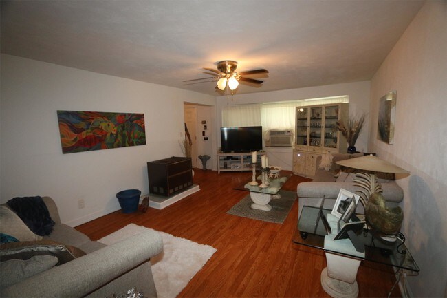 Foto del edificio - 308 26th St