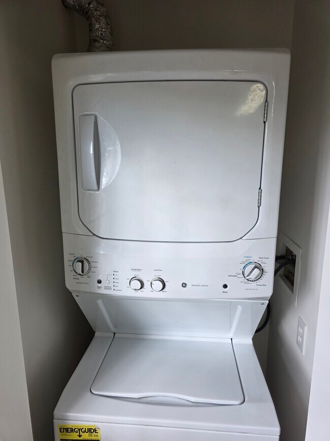 Foto del edificio - 1144 1st St NW