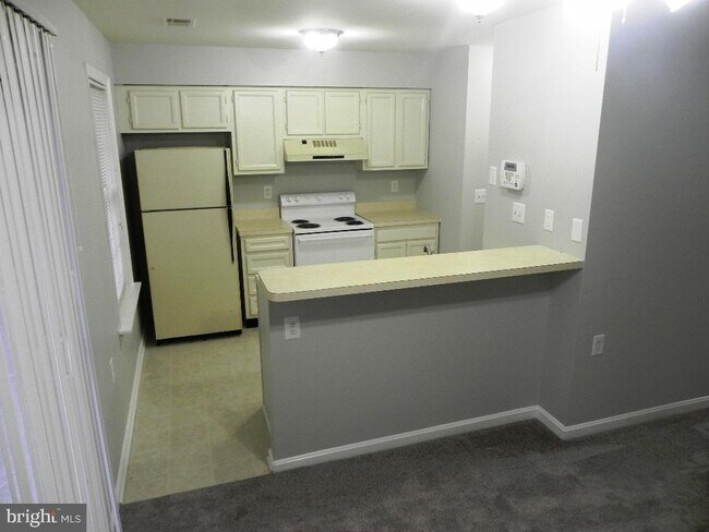 Building Photo - 310 Tumbleweed Pl