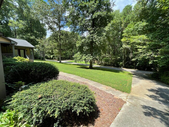 Foto del edificio - Wonderful ranch with inground pool!