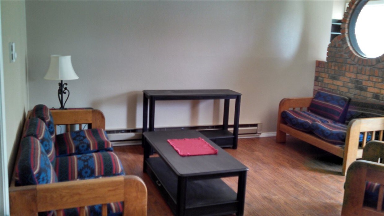 810 Cisco Rd, Questa, NM 87556 Apartments in Questa, NM