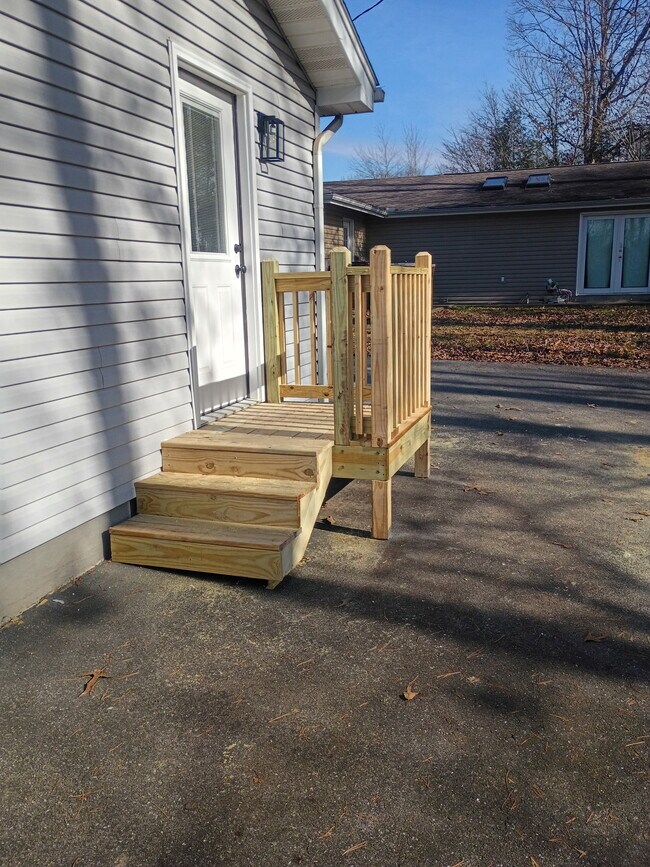 Foto del edificio - 101 Edmonds Dr