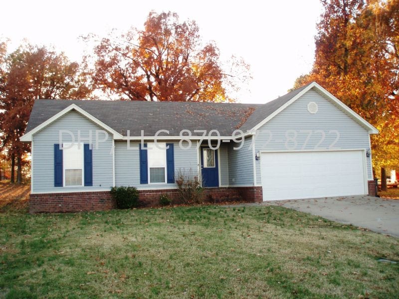 Primary Photo - 2107 Greystone Cv