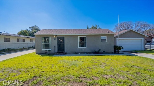 Foto principal - 11744 Mulhall St