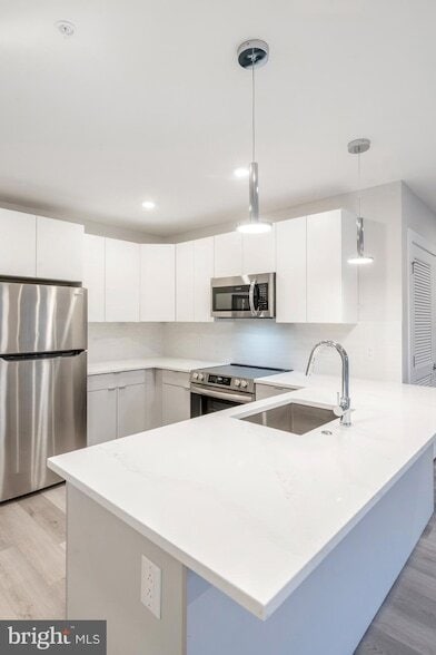 Foto del edificio - 3449 Scotts Ln