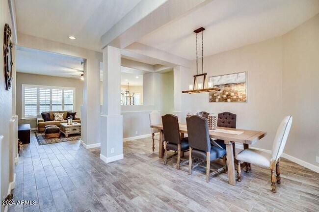 Foto del edificio - 26626 N 45th Pl