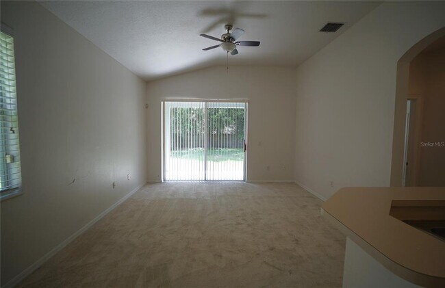 Building Photo - 1112 Nashville Dr
