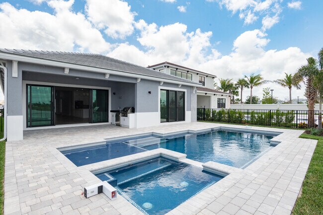 Foto del edificio - 12705 Solana Bay Cir