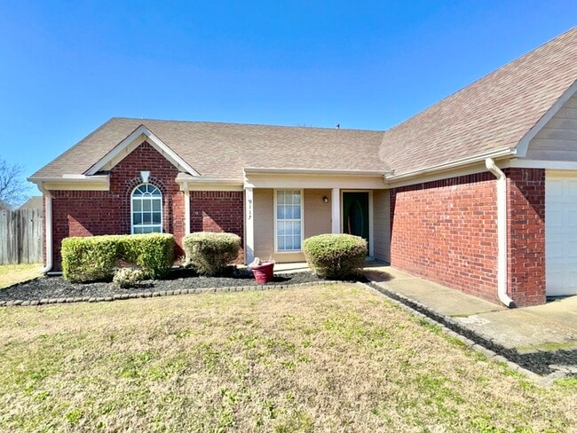 Building Photo - 9117 Preakness Dr