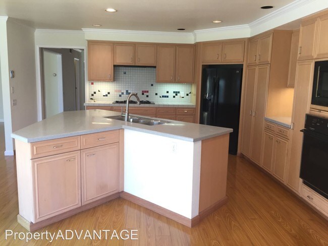 Foto del edificio - 5 br, 3 bath House - 13244 Cooperage Court