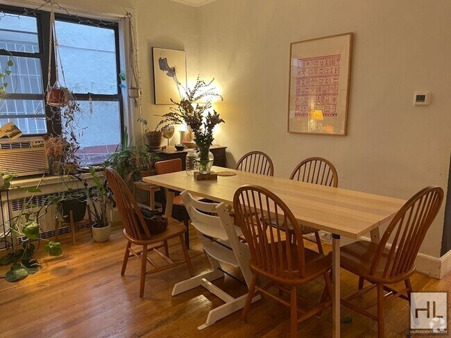 Building Photo - SULLIVAN PLACE / Renovated Full-Floor 1-Be...
