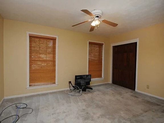 Building Photo - 2053 Lydgate Dr