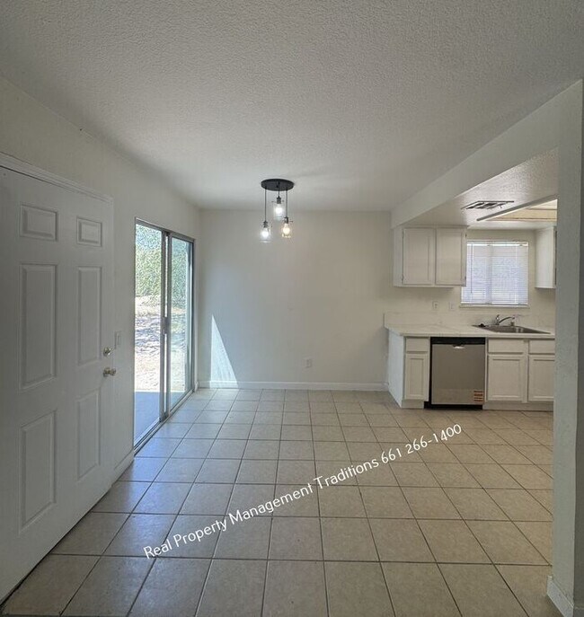 Foto del edificio - Modern Ranch Home