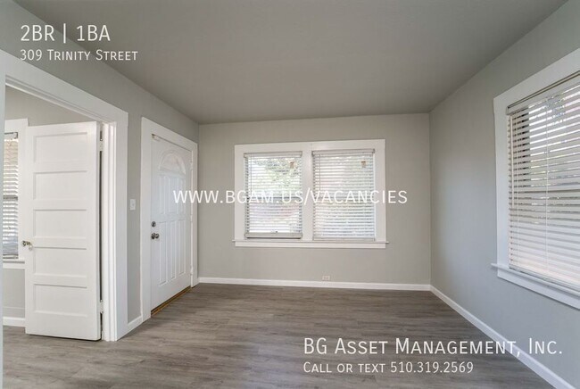Foto del edificio - Remodeled West Vallejo Home with Water Views