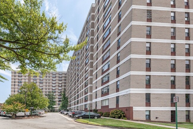 Photo - 1 Bedroom Condo With Den