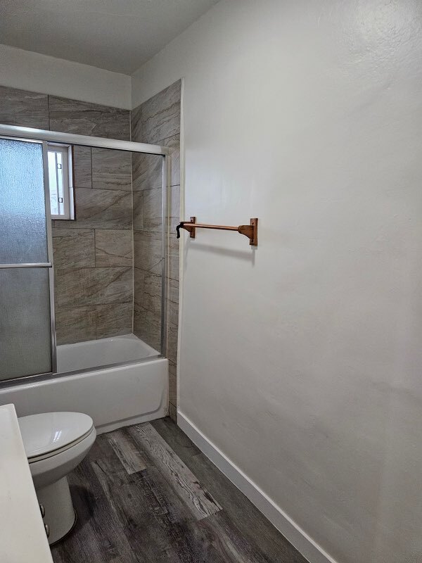 Foto del edificio - 830 E 20th St