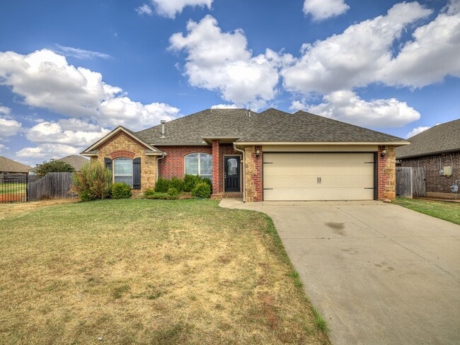 Updated Home + Montague Neighborhood + 3 b... - Updated Home + Montague Neighborhood + 3 b...