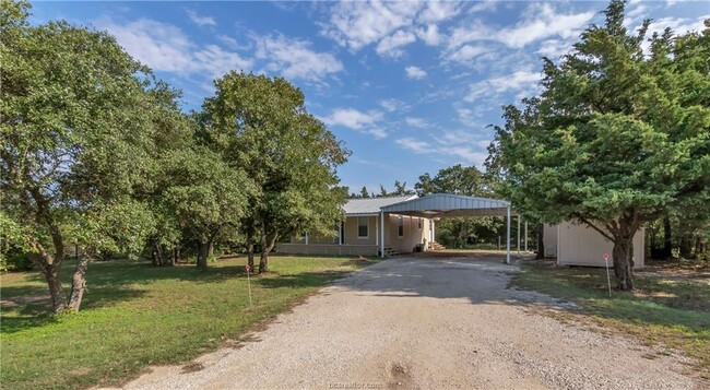 Building Photo - 3871 Old Reliance Rd