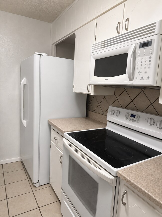 Building Photo - AVAILABLE MID JUNE; APPLY TODAY ON OUR WEBSITE!!!