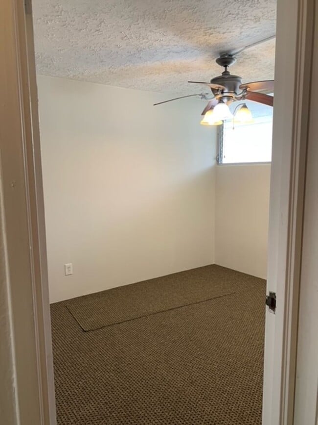 Building Photo - Northbrook-Melemanu -  2 Bedroom, 1 Bath Unit with 1 assigned parking