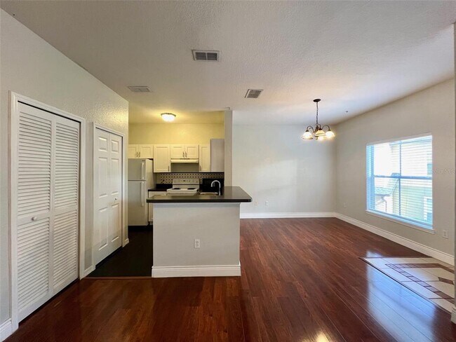 Building Photo - 5951 Westgate Dr