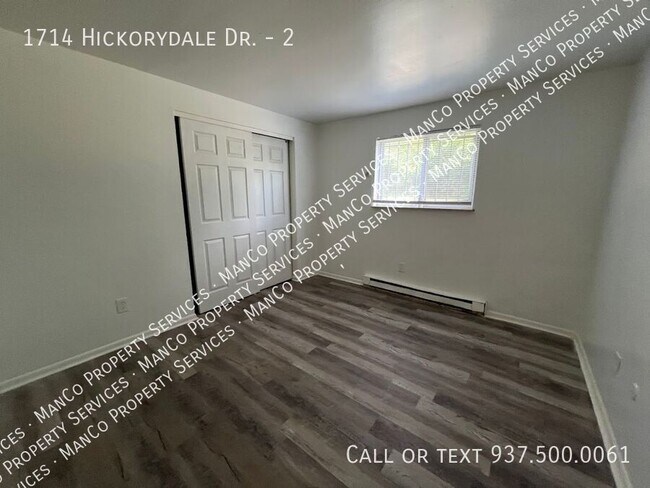 Foto del edificio - 1714 Hickorydale Dr