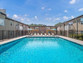 Building Photo - The Reserve at Red Bank Apartment Homes