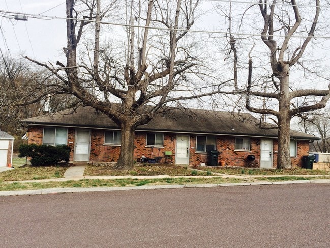 Building Photo - 7301 Murdoch Ave