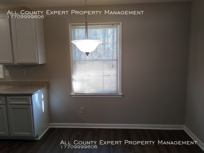 Building Photo - Great Duplex In Norcross
