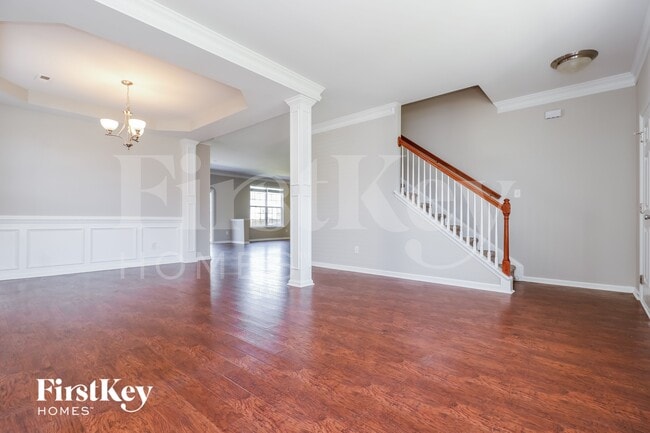 Foto del edificio - 619 English Oak Cir