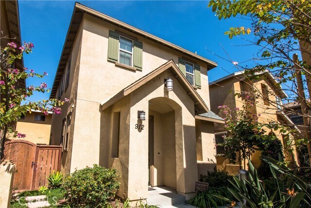 Foto principal - 912 N Alameda Ave