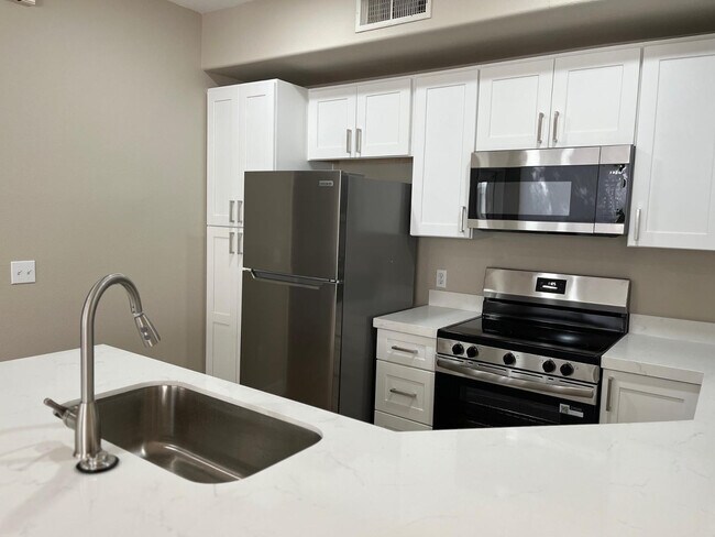 Foto del edificio - 9550 E Thunderbird Rd