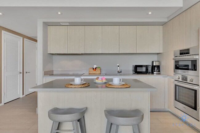 Foto del edificio - 4010 S Ocean Dr