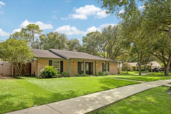 Foto del edificio - 12427 Brandywyne Dr