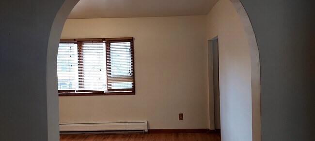 Foto del edificio - 44 Winchester Ave