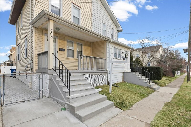 Photo - 505 Wood Street