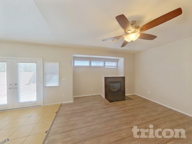 Foto del edificio - 4123 Farmdale Ave