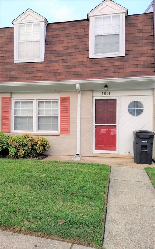 1811 Dutch Village Dr Unit K342, Hyattsville, MD 20785 Condo for