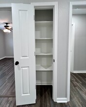 Building Photo - Brody Creek