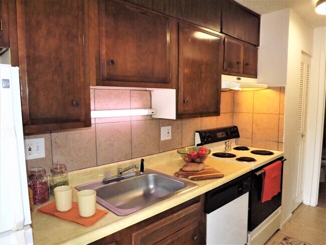 Foto del edificio - Yukon Terrace Apartments