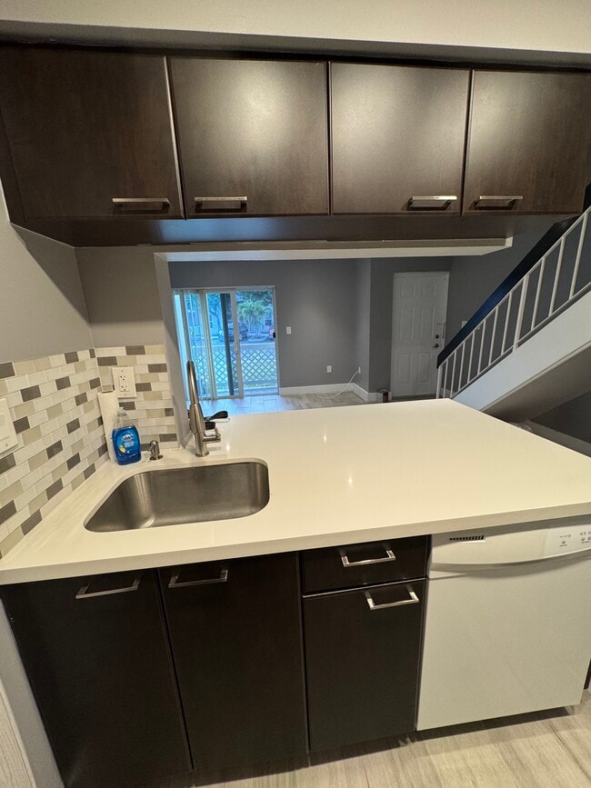 Foto del edificio - 17515 NW 67th Ct