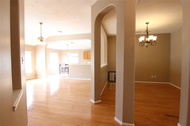 Foto del edificio - 3607 Stratford Arms Ln