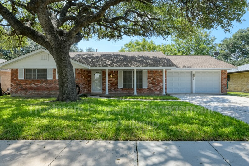 Primary Photo - 3214 Leyte St