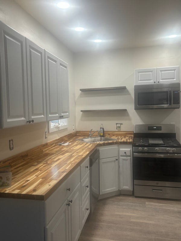 Building Photo - 214 S 32nd St