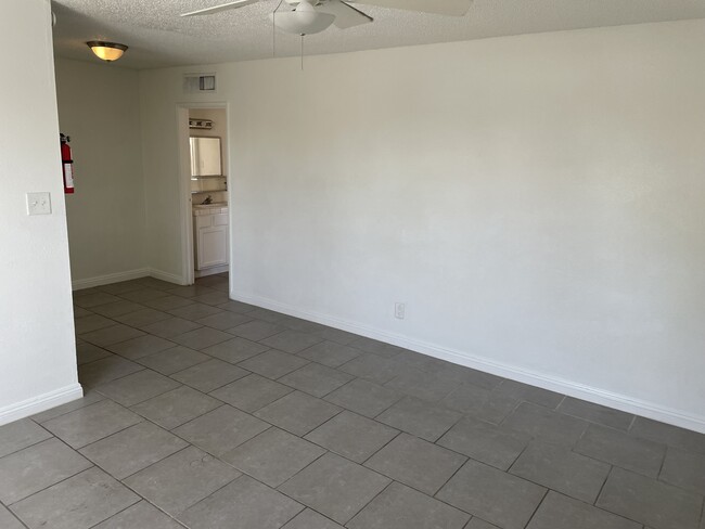 Building Photo - 1300 N 22nd St