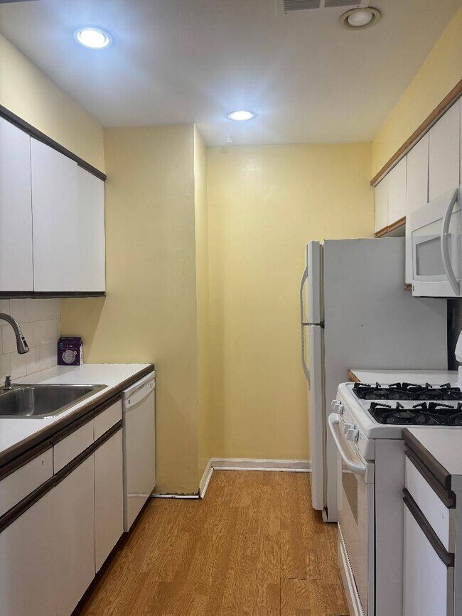 Foto del edificio - 1292 Richmond Ave