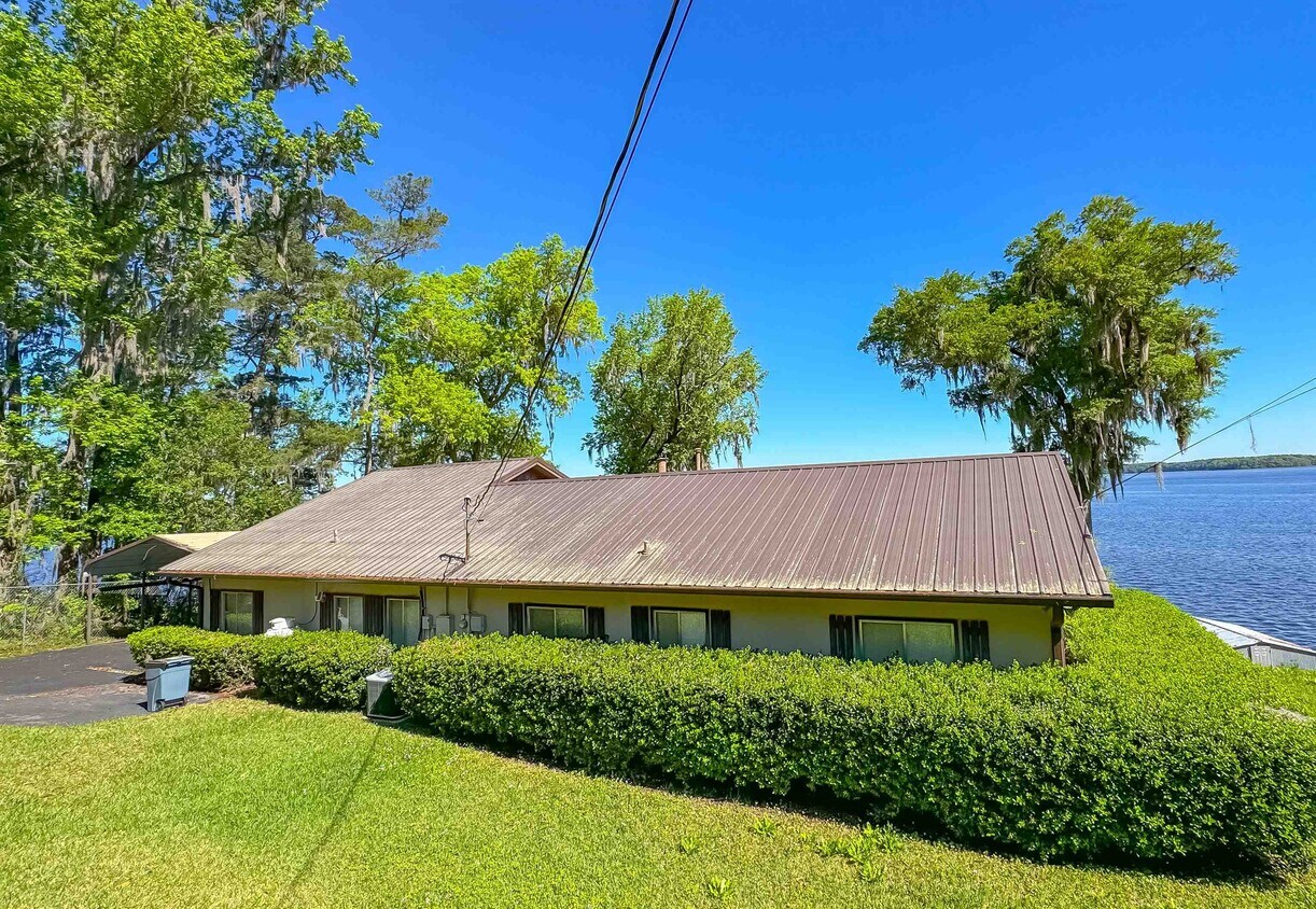 1990 Lake Point Ln, TALLAHASSEE, FL 32310 House Rental in TALLAHASSEE
