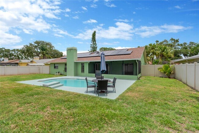 Foto del edificio - 5021 Bridgeport Dr