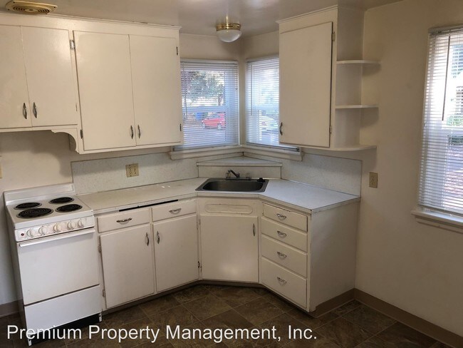 Foto del edificio - 1105-1720 McCoy Ave NE